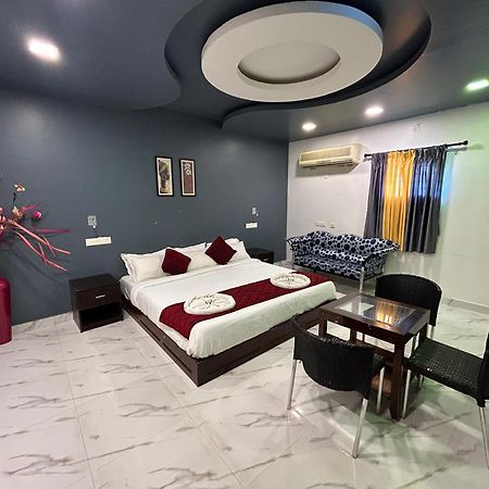 The Elite Beachview Pondicherry Exteriör bild