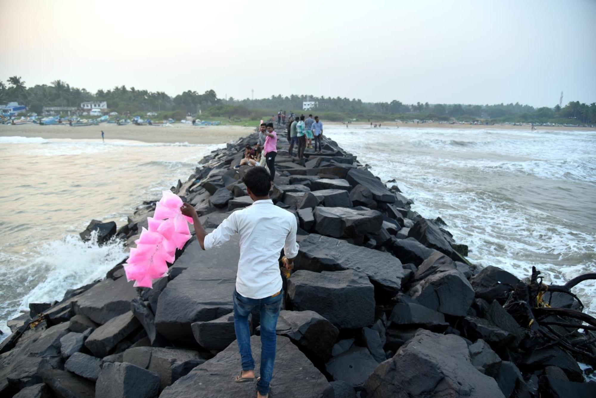The Elite Beachview Pondicherry Exteriör bild