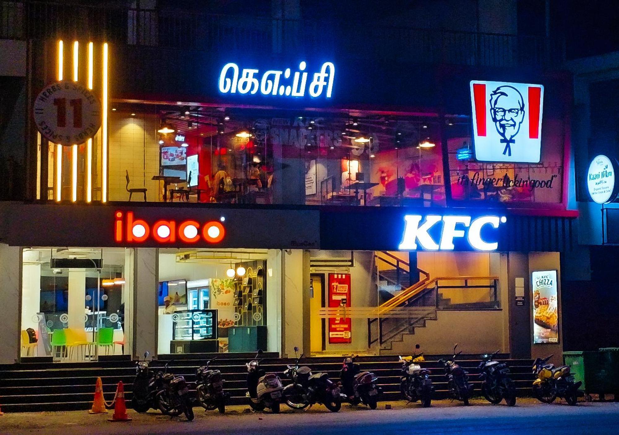 The Elite Beachview Pondicherry Exteriör bild