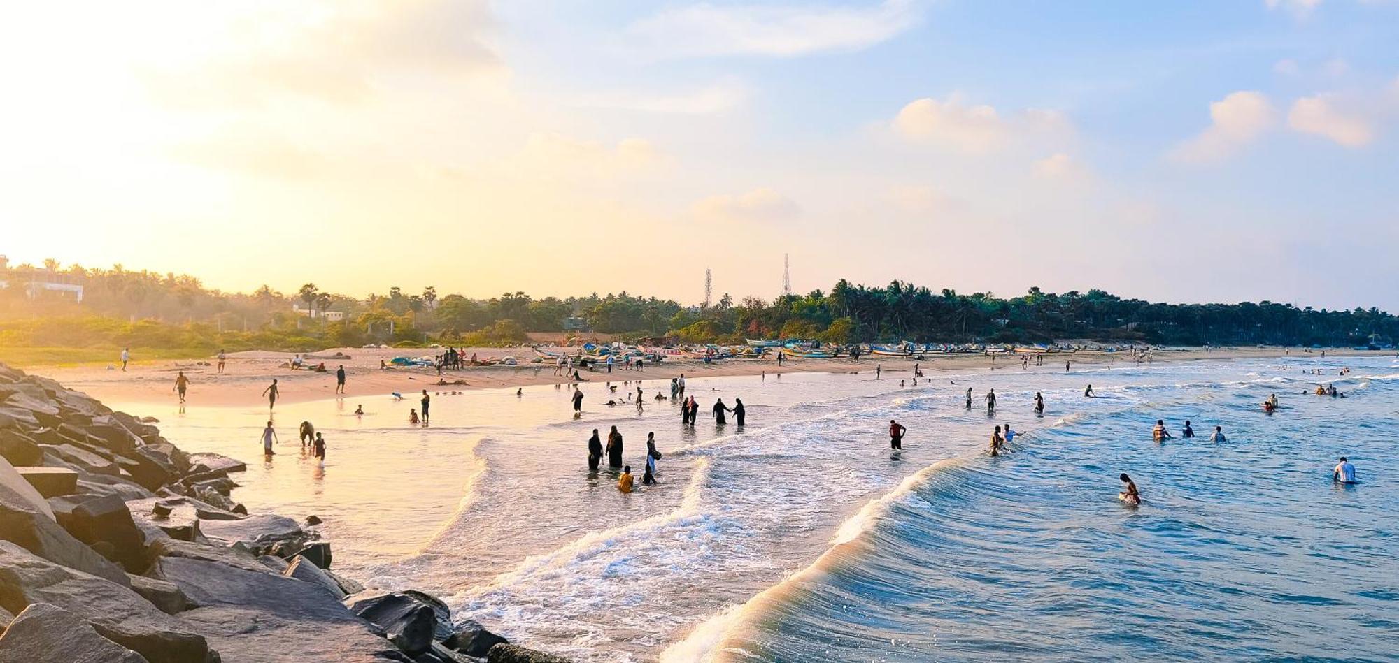 The Elite Beachview Pondicherry Exteriör bild